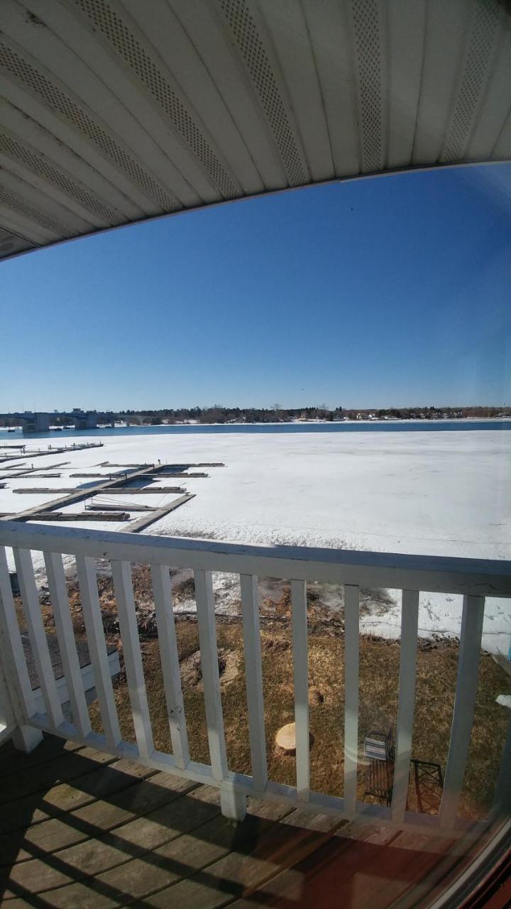 Snug Harbor Inn Sturgeon Bay Luaran gambar