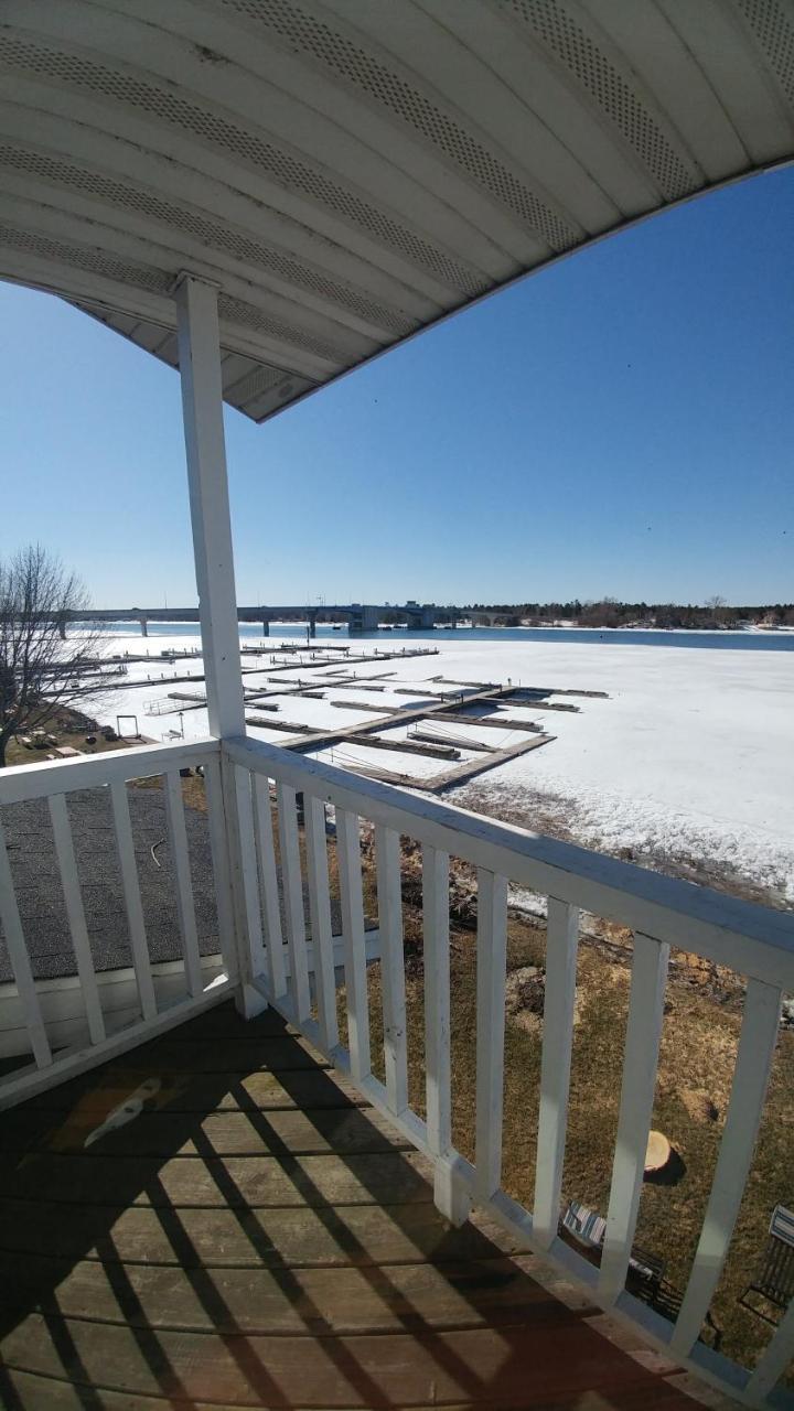 Snug Harbor Inn Sturgeon Bay Luaran gambar